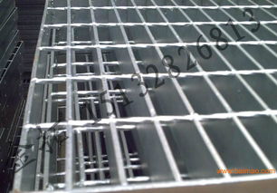 金拓格柵板 高空作業(yè)與水電領域的高品質建筑裝飾材料